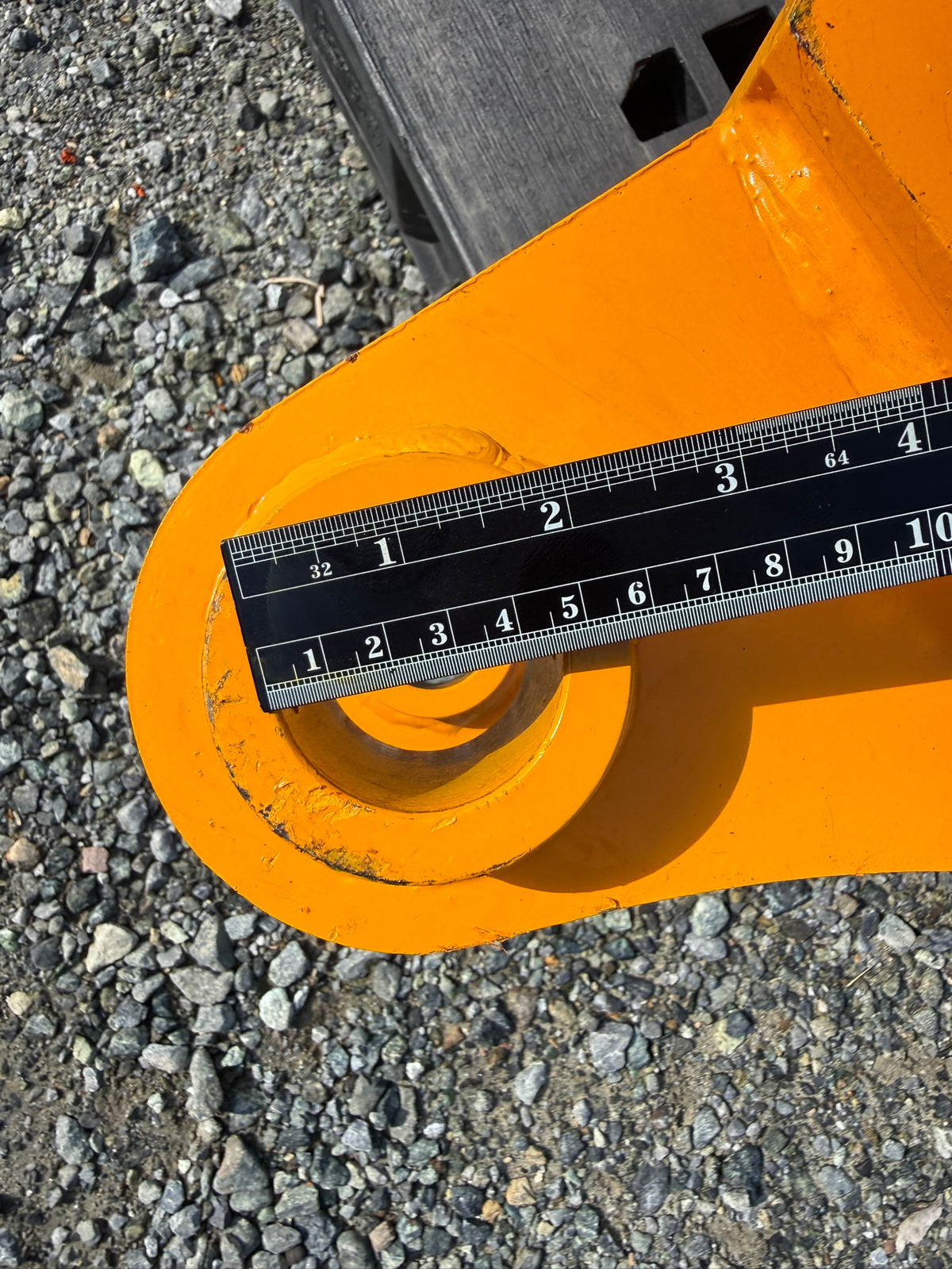 LandTuff™ 12" Mini Excavator Digging Bucket – Fits CAT 305