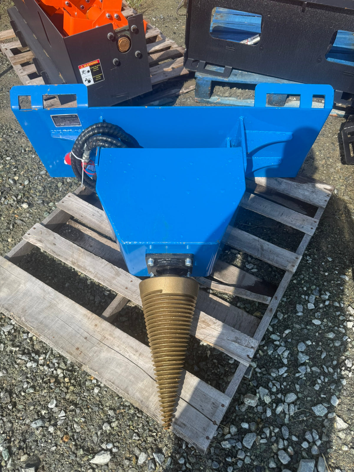 LandTuff™ Hydraulic Cone Screw Log Splitter – Skid Steer Attachment